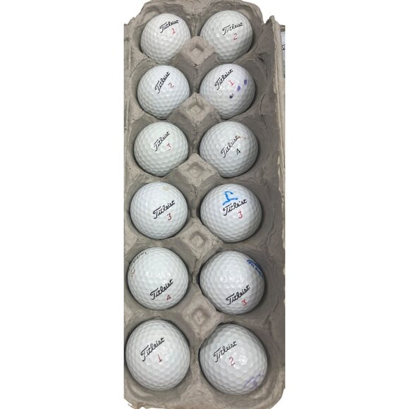 Titleist Golf Balls Pre-Owned Assorted Numbers & Markings Set Of 24 95b - Picture 2 of 4